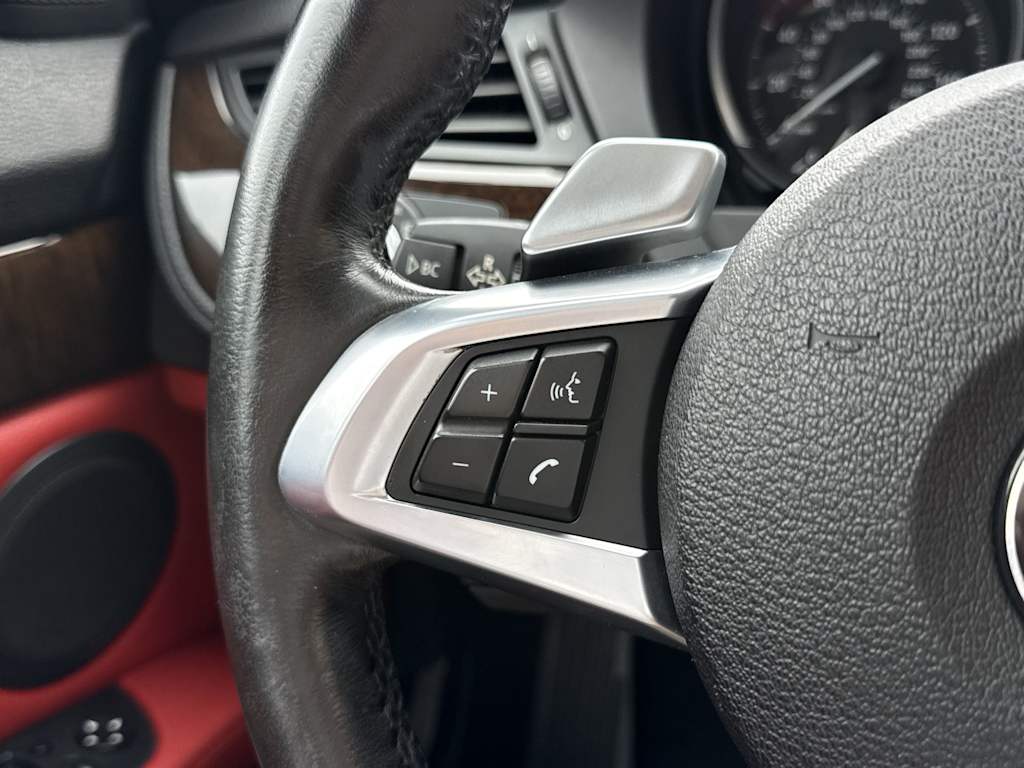 Thumbnail: 2010 BMW Z4 - 24