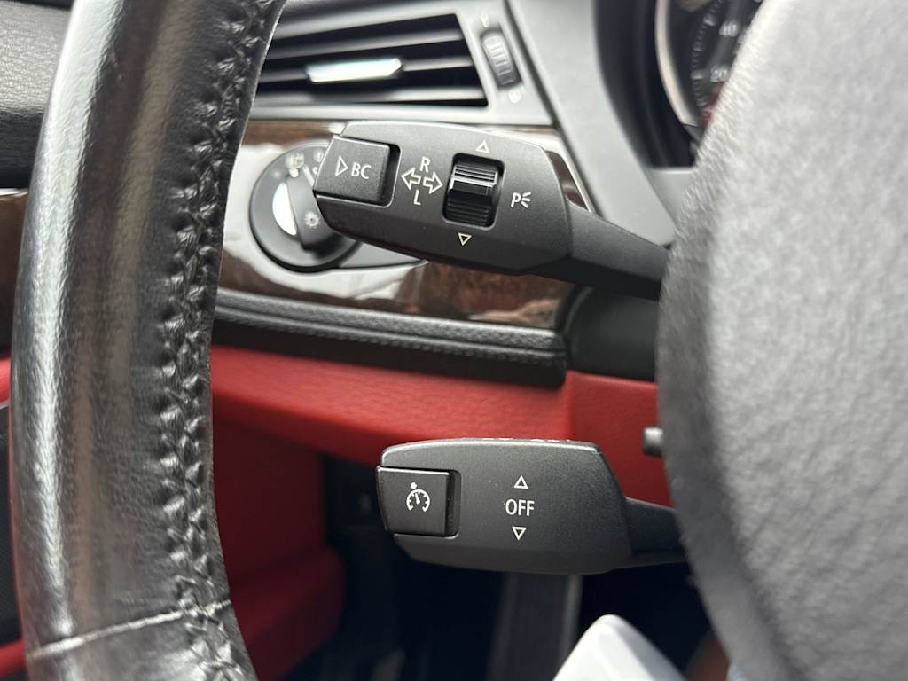 Thumbnail: 2010 BMW Z4 - 27