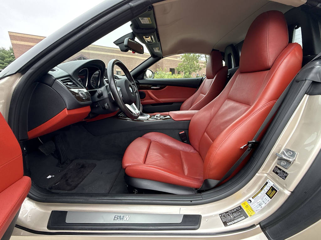 Thumbnail: 2010 BMW Z4 - 10