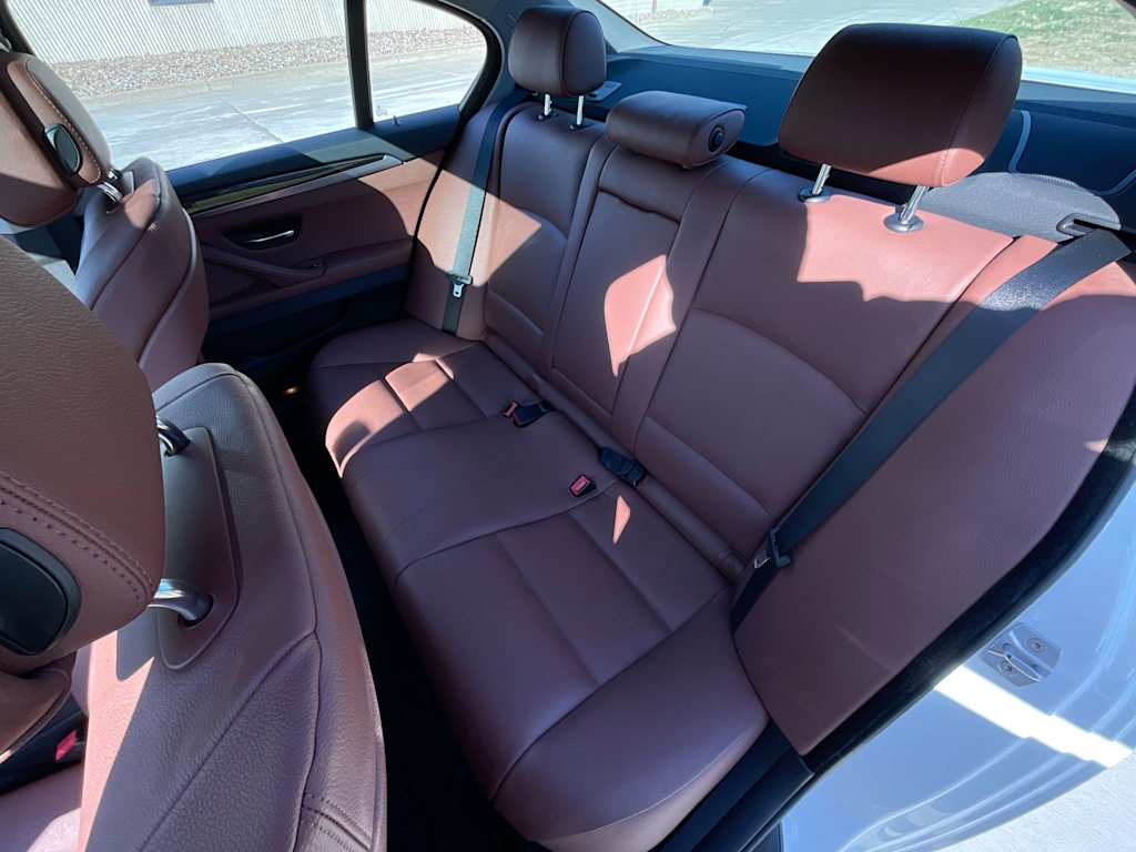 Thumbnail: 2013 BMW 5 Series - 23