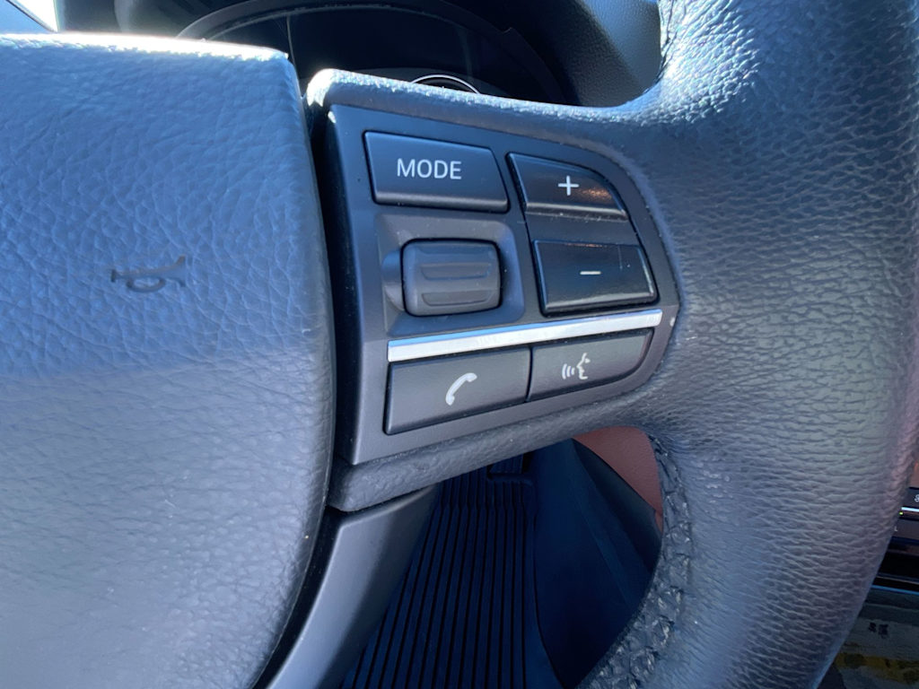 Thumbnail: 2013 BMW 5 Series - 32