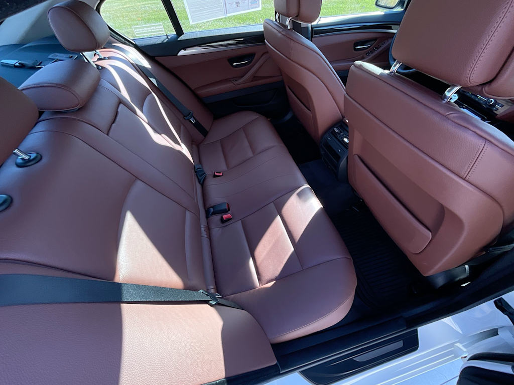 Thumbnail: 2013 BMW 5 Series - 24