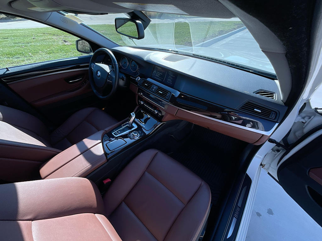 Thumbnail: 2013 BMW 5 Series - 2