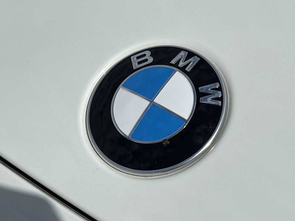 Thumbnail: 2015 BMW 7 Series - 20