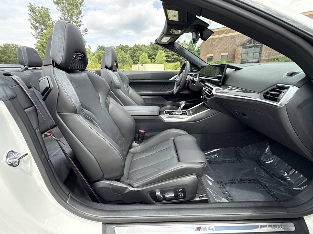 Thumbnail: 2024 BMW M4 - 27