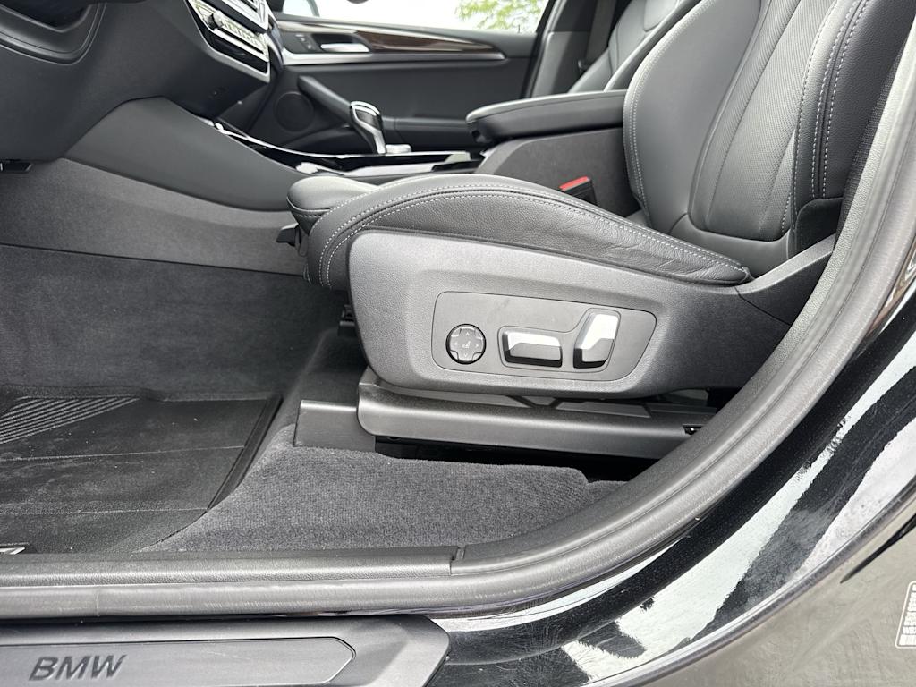 Thumbnail: 2023 BMW X3 - 26