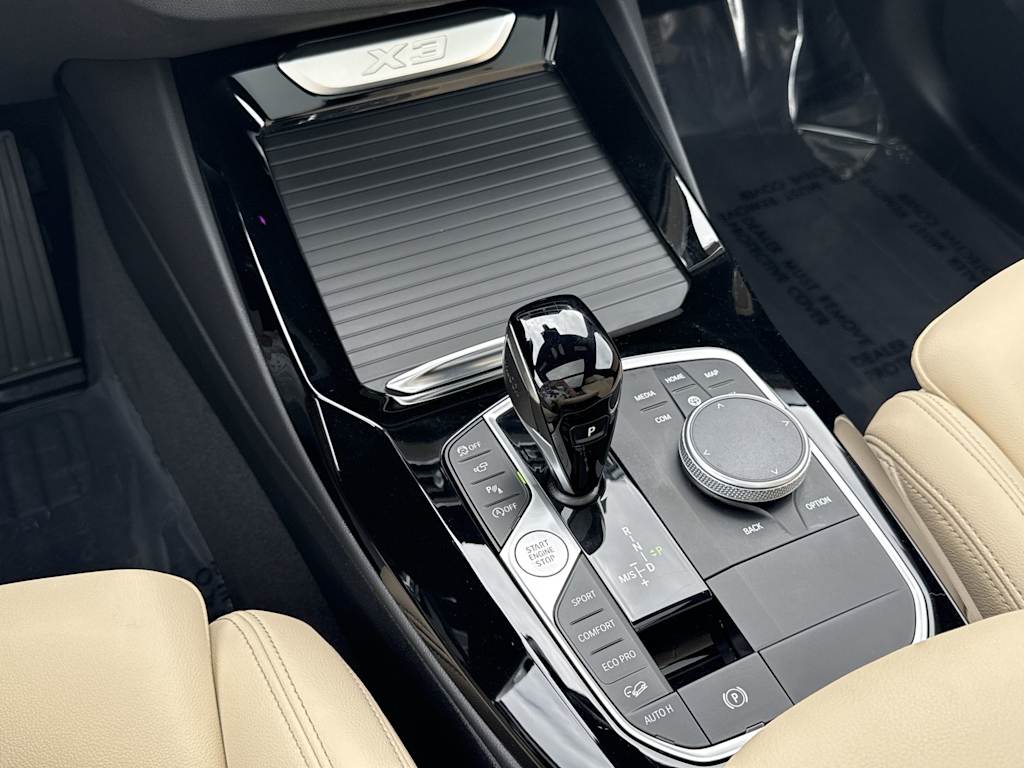 Thumbnail: 2024 BMW X3 - 16