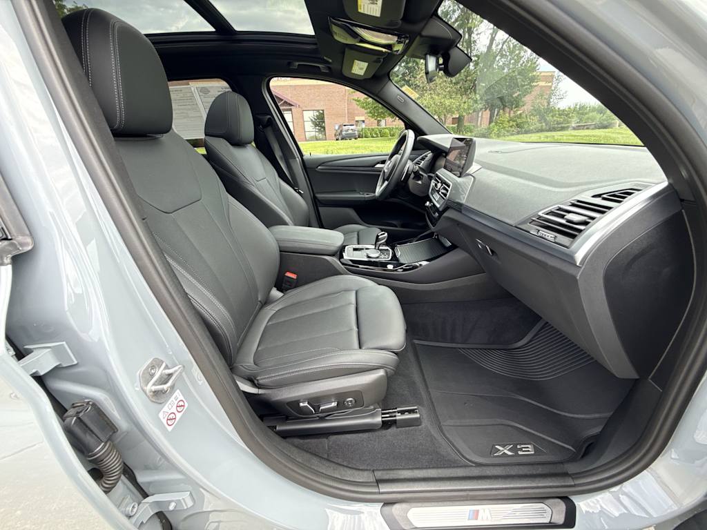 Thumbnail: 2024 BMW X3 - 31