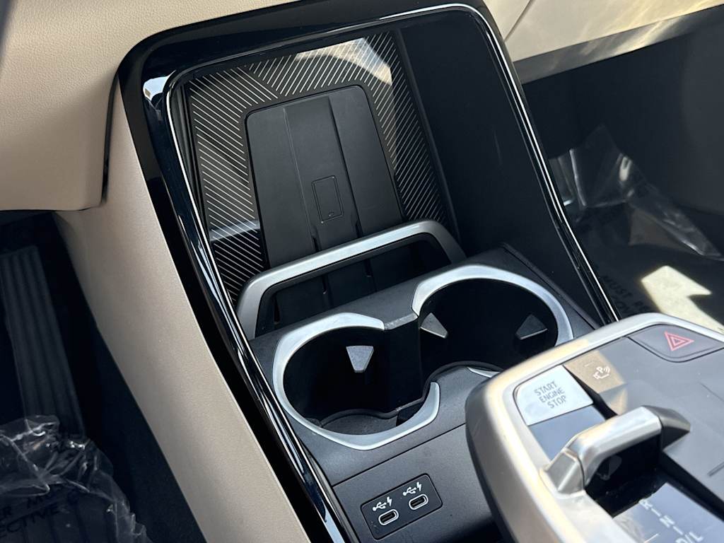 Thumbnail: 2023 BMW X1 - 37