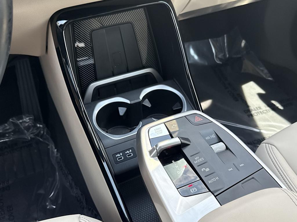Thumbnail: 2023 BMW X1 - 14