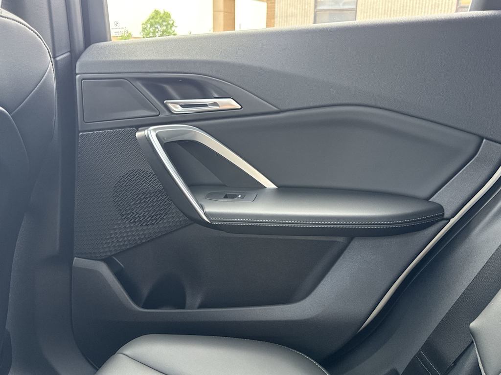2025 BMW X1 28i - Photo 41