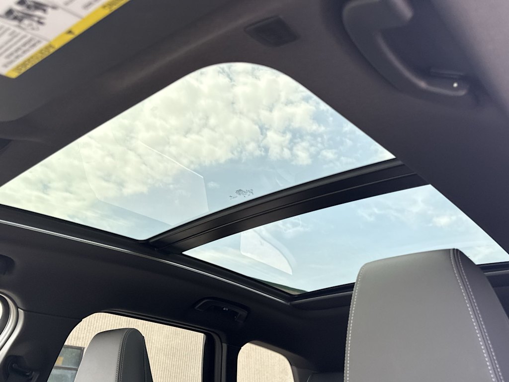 2025 BMW X1 28i - Photo 28