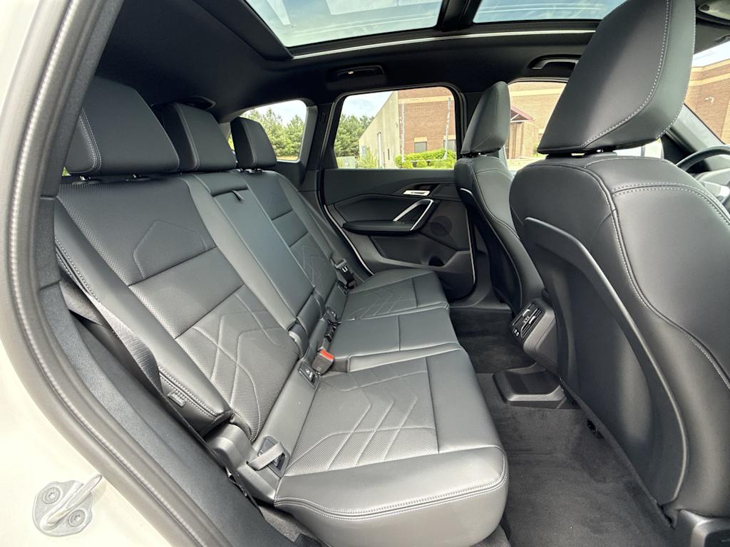 2025 BMW X1 28i - Photo 30