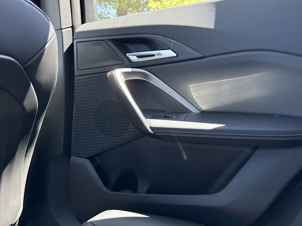 2025 BMW X1 28i - Photo 41