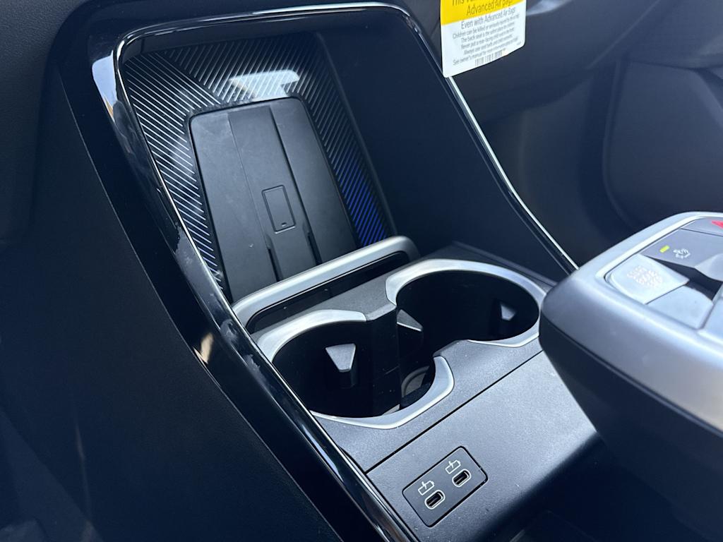 2025 BMW X1 28i - Photo 37