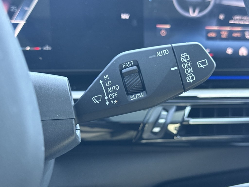 2025 BMW X1 28i - Photo 33