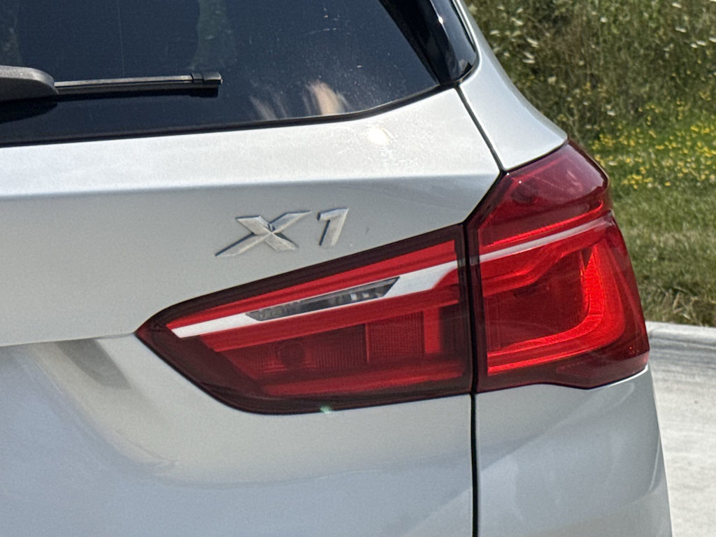 Thumbnail: 2016 BMW X1 - 25
