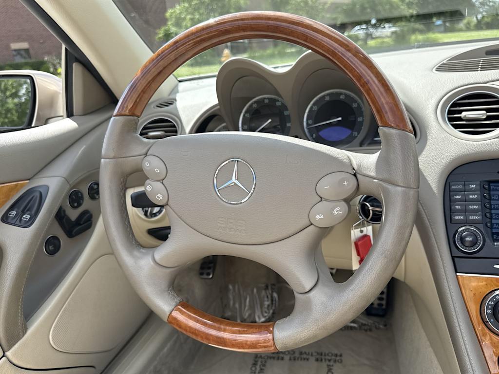 Thumbnail: 2005 Mercedes-Benz SL-Class - 8