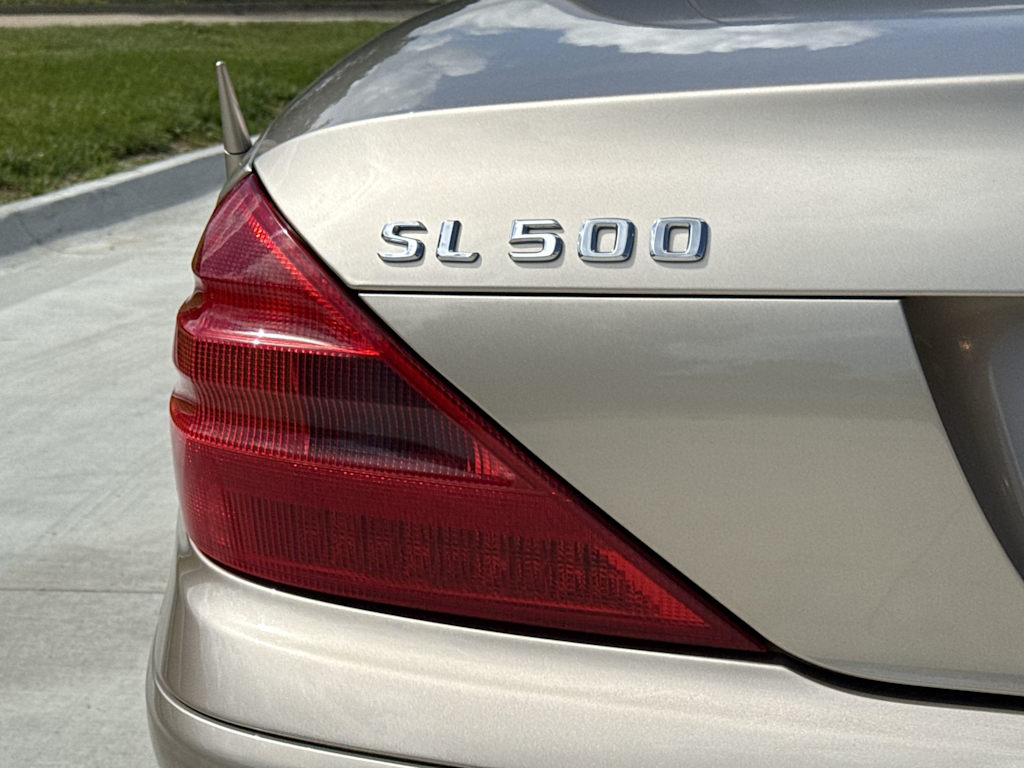 Thumbnail: 2005 Mercedes-Benz SL-Class - 21