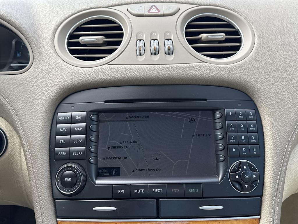 Thumbnail: 2005 Mercedes-Benz SL-Class - 12