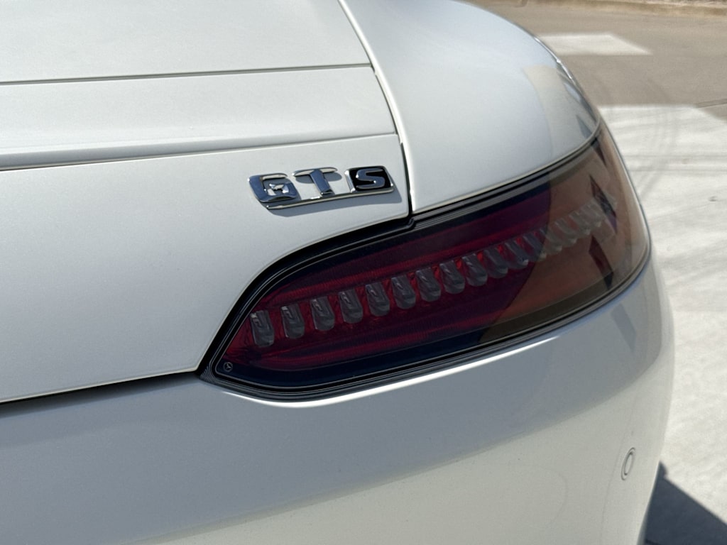 Thumbnail: 2016 Mercedes-Benz AMG GT - 19