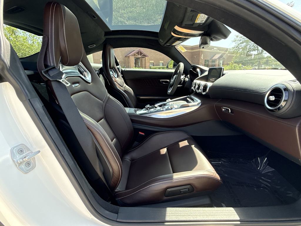 Thumbnail: 2016 Mercedes-Benz AMG GT - 22
