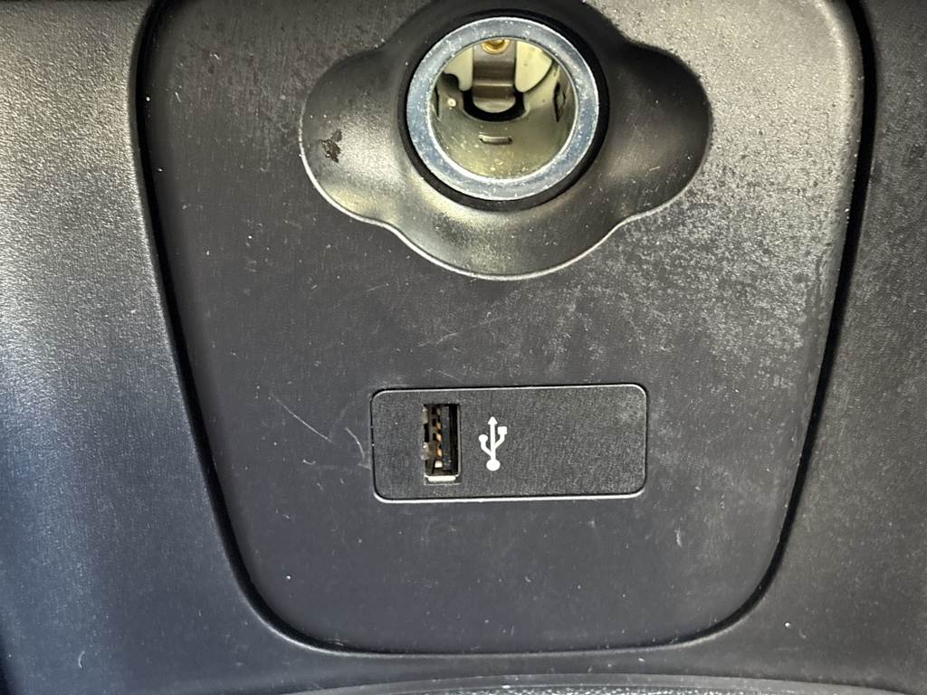 Thumbnail: 2023 MINI Cooper - 36