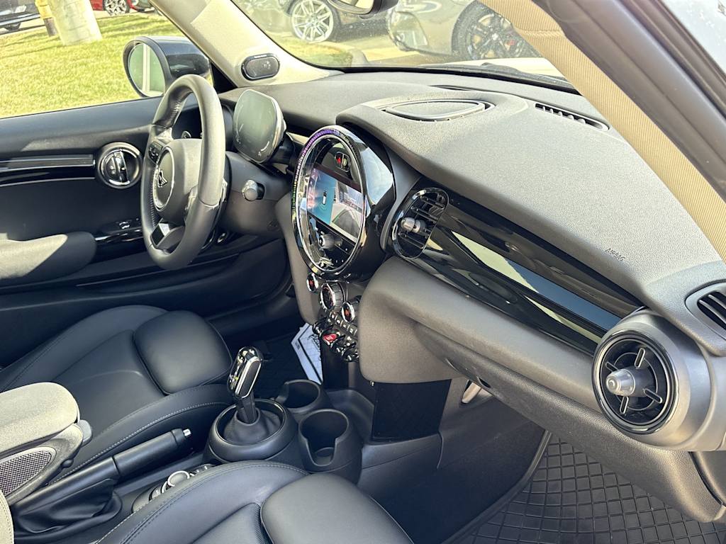 Thumbnail: 2023 MINI Cooper - 10