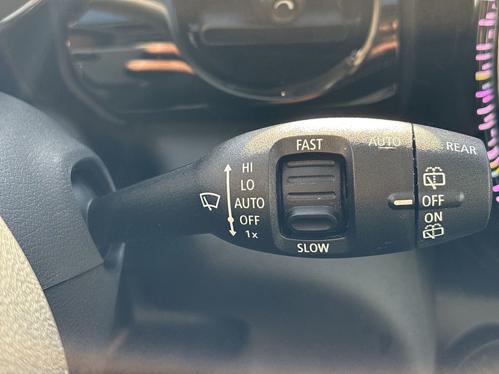 Thumbnail: 2023 MINI Cooper - 31