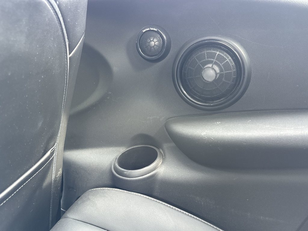 Thumbnail: 2015 MINI Cooper - 39