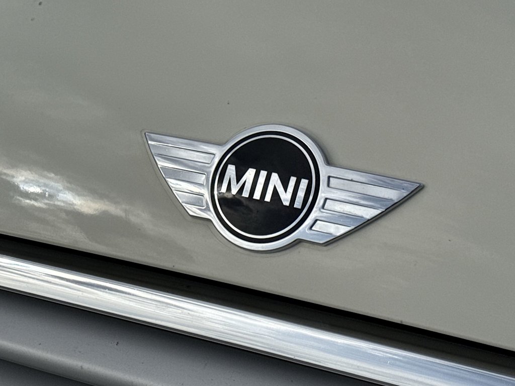 Thumbnail: 2015 MINI Cooper - 24