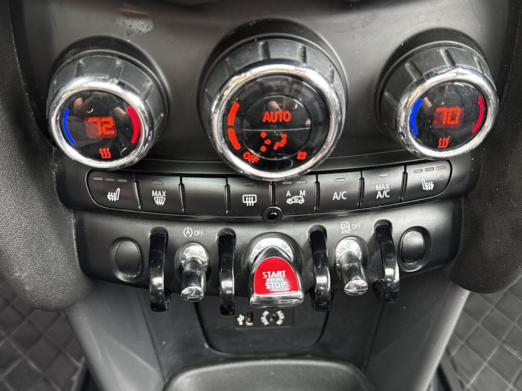 Thumbnail: 2015 MINI Cooper - 43