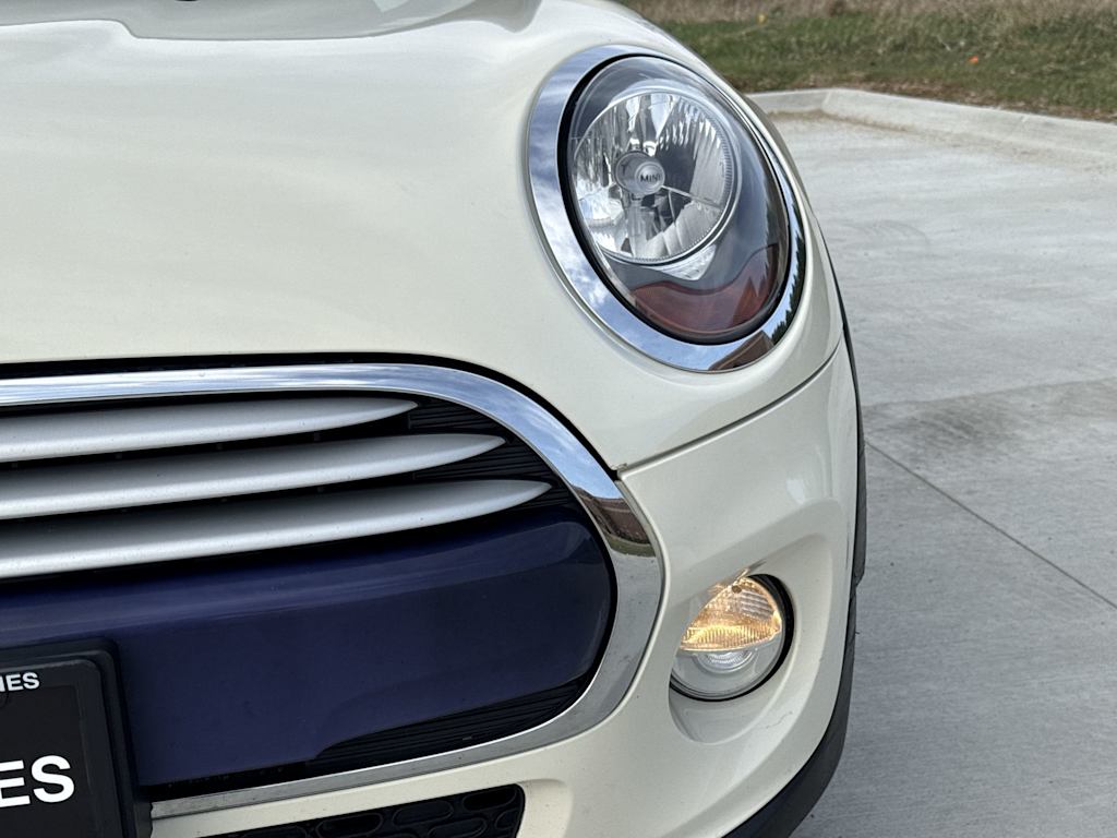Thumbnail: 2015 MINI Cooper - 7