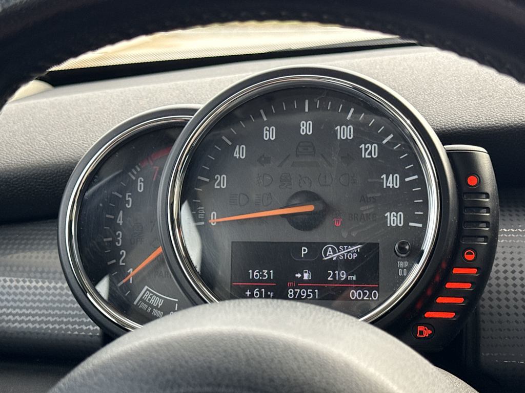 Thumbnail: 2015 MINI Cooper - 17