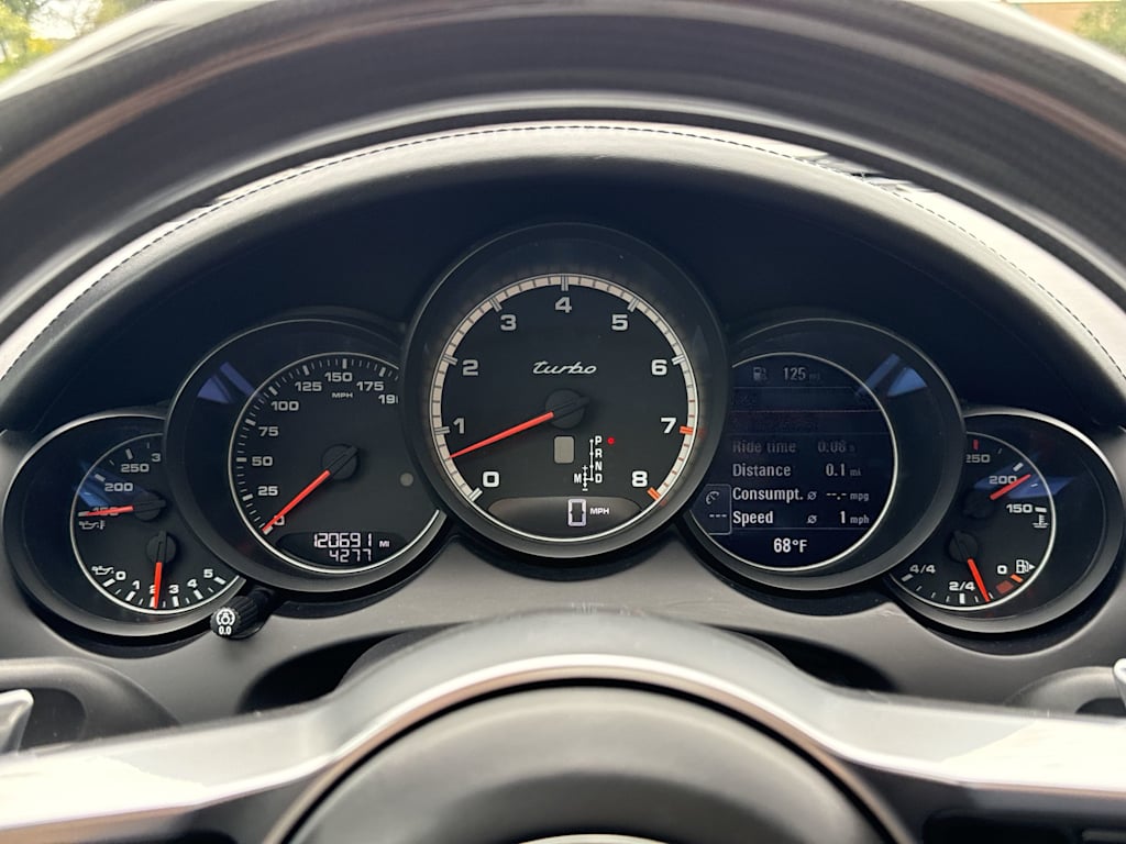 Thumbnail: 2016 Porsche Cayenne - 16