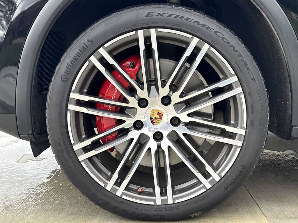 Thumbnail: 2016 Porsche Cayenne - 8