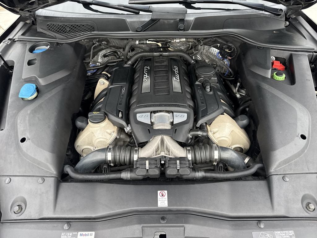 Thumbnail: 2016 Porsche Cayenne - 9
