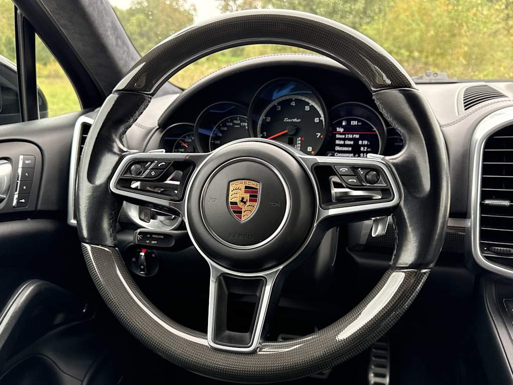 Thumbnail: 2016 Porsche Cayenne - 10