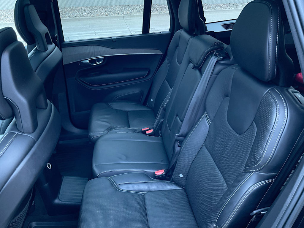 Thumbnail: 2020 Volvo XC90 - 25