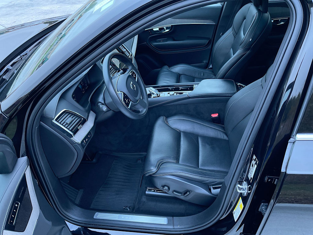 Thumbnail: 2020 Volvo XC90 - 11