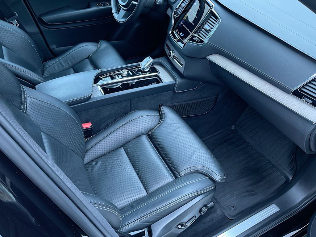 Thumbnail: 2020 Volvo XC90 - 27