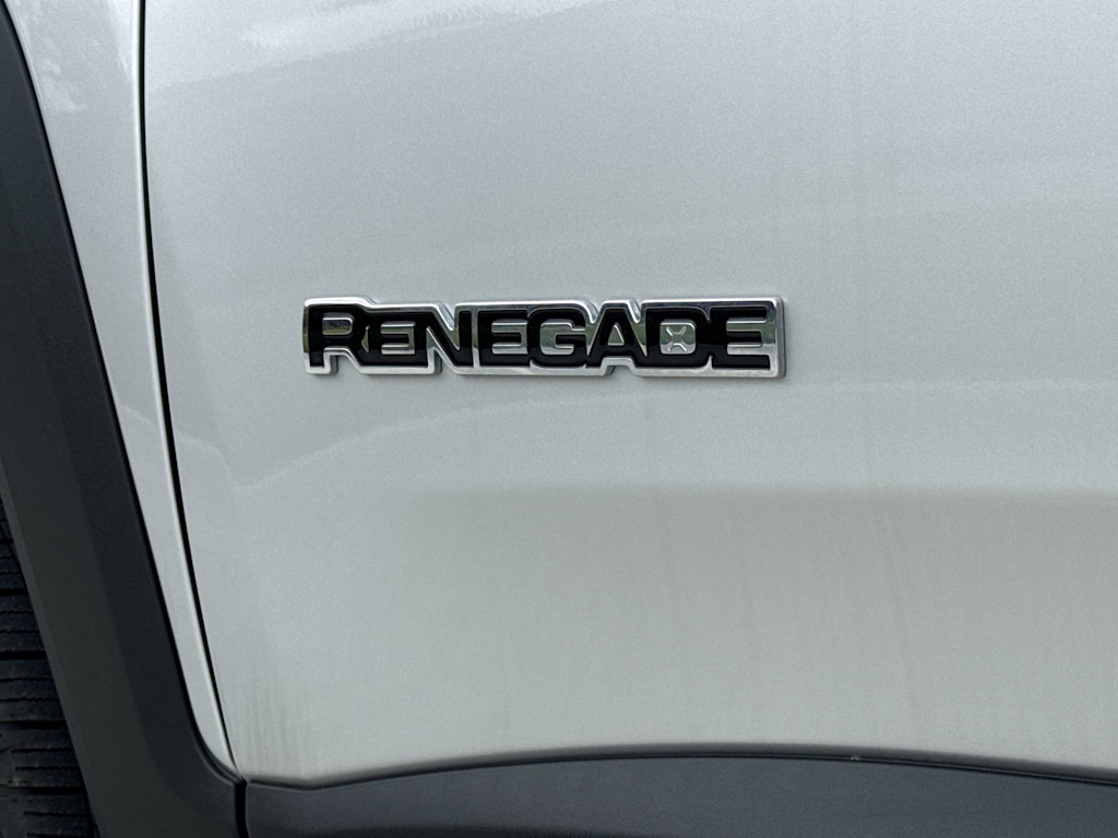 Thumbnail: 2019 Jeep Renegade - 25