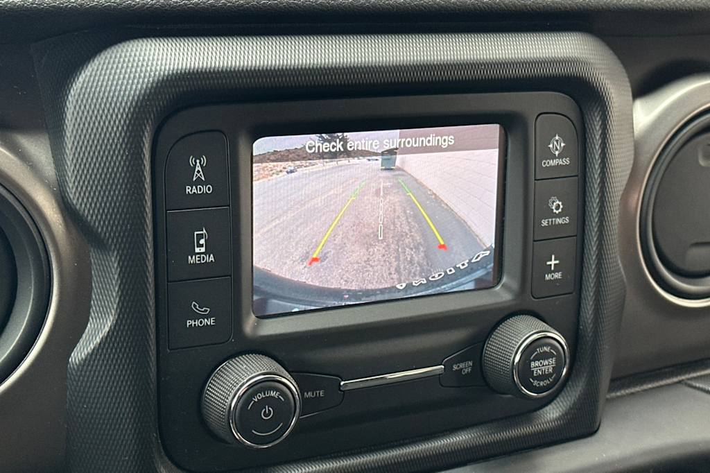 Thumbnail: 2020 Jeep Wrangler - 26