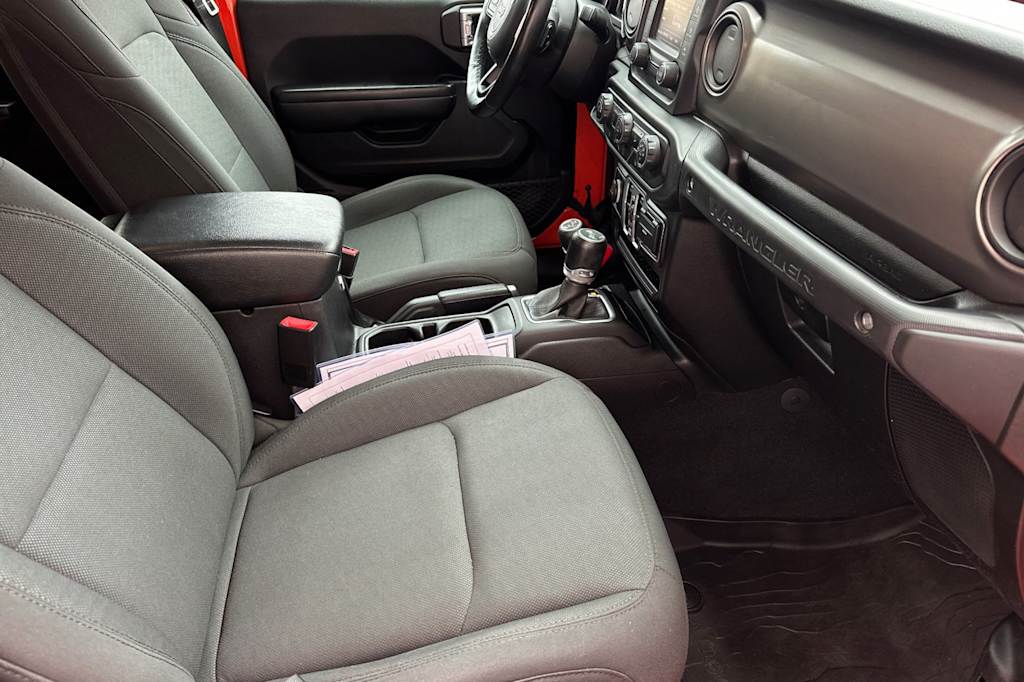 Thumbnail: 2020 Jeep Wrangler - 10