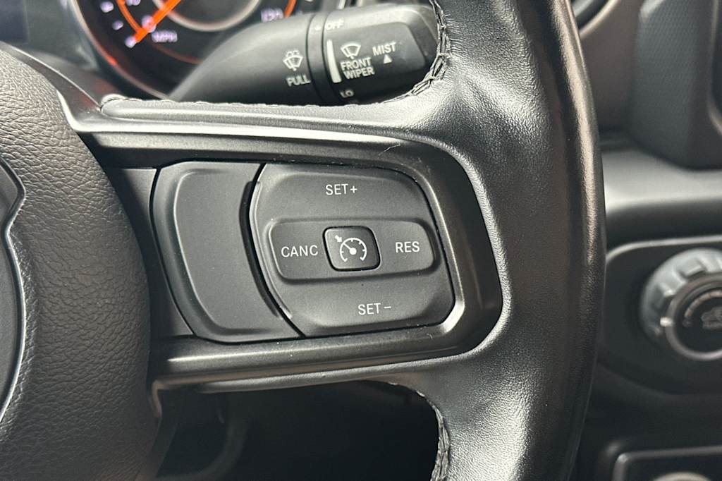 Thumbnail: 2020 Jeep Wrangler - 30