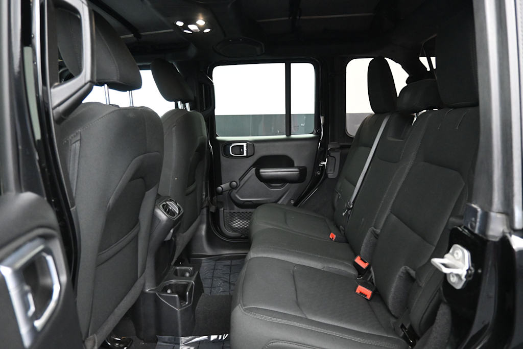 Thumbnail: 2021 Jeep Wrangler - 9