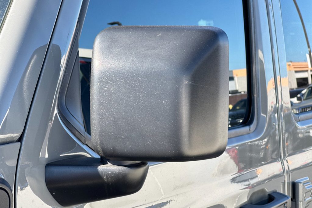 Thumbnail: 2021 Jeep Wrangler - 18