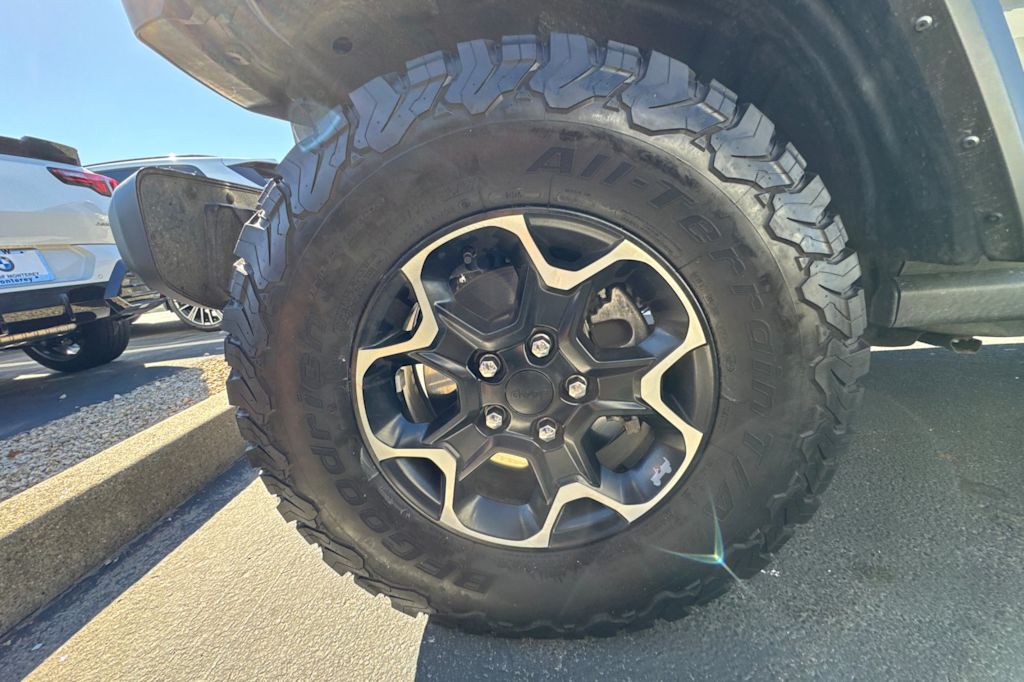 Thumbnail: 2021 Jeep Wrangler - 19