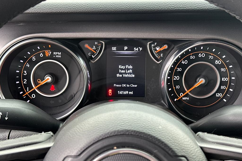 Thumbnail: 2023 Jeep Gladiator - 15