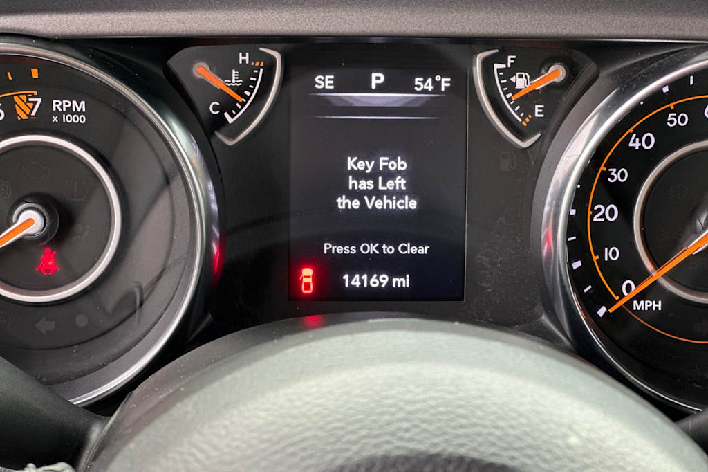 Thumbnail: 2023 Jeep Gladiator - 32